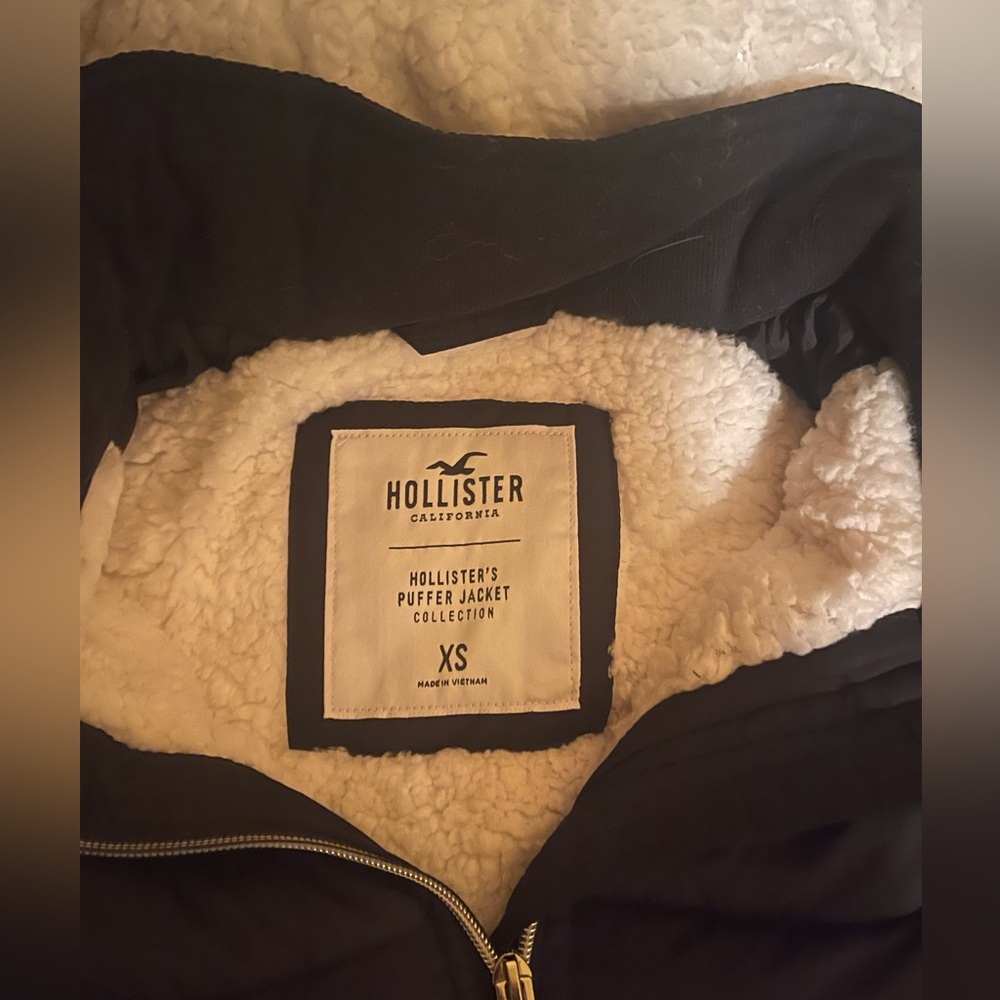 Hollister Black Puffer Coat